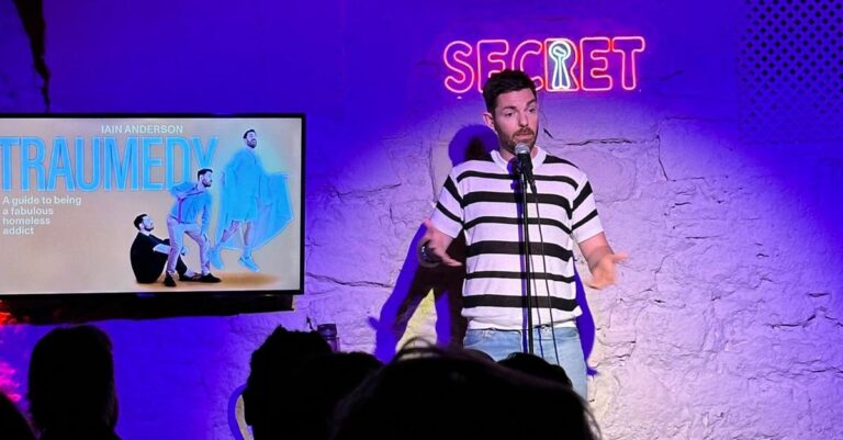 Iain Anderson performs TRAUMEDY at the Secret Comedy Club in Barcelona